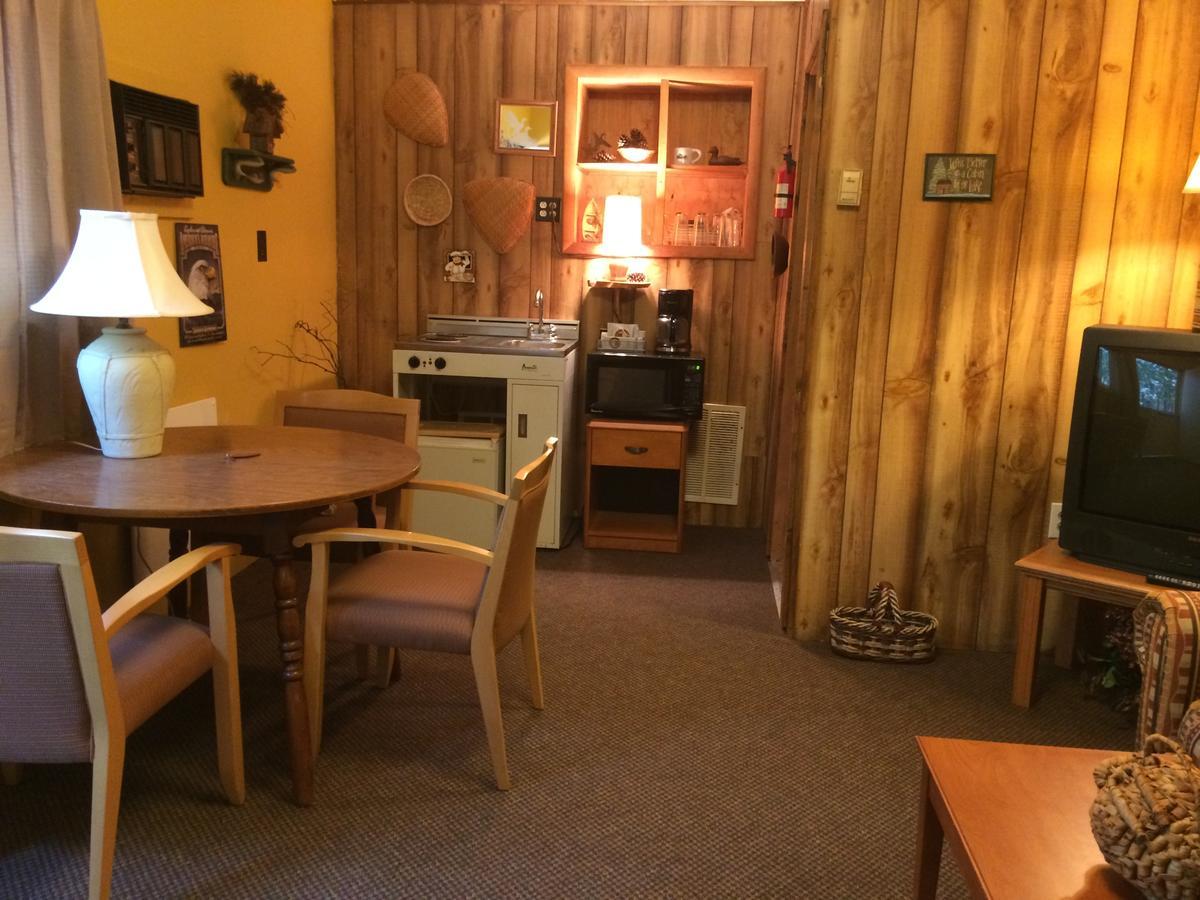 Alpine Motel Branch Екстериор снимка