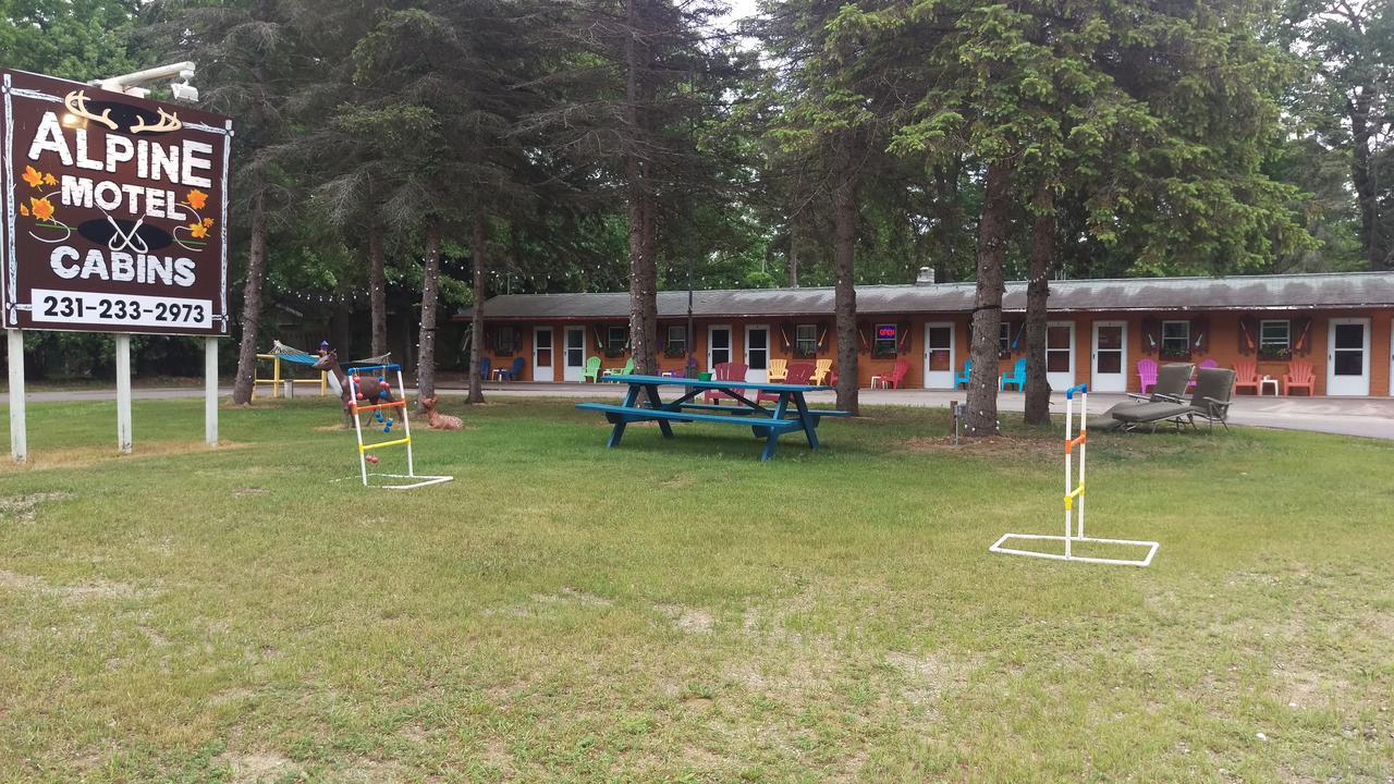 Alpine Motel Branch Екстериор снимка