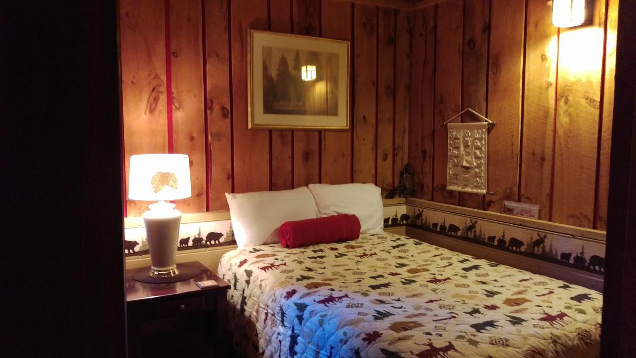 Alpine Motel Branch Екстериор снимка
