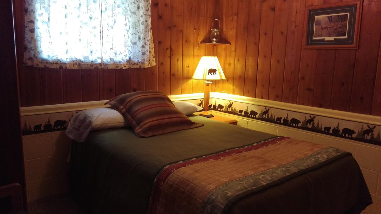Alpine Motel Branch Екстериор снимка