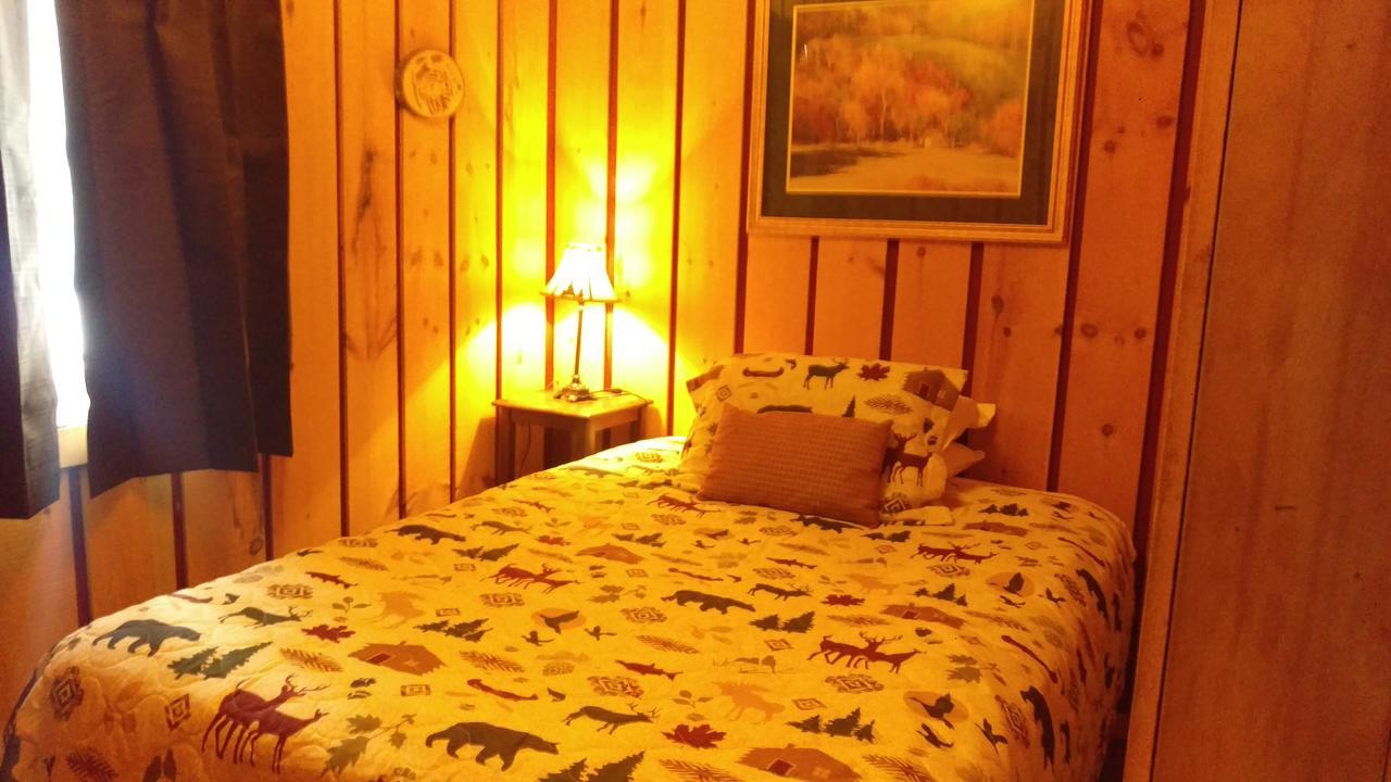 Alpine Motel Branch Екстериор снимка